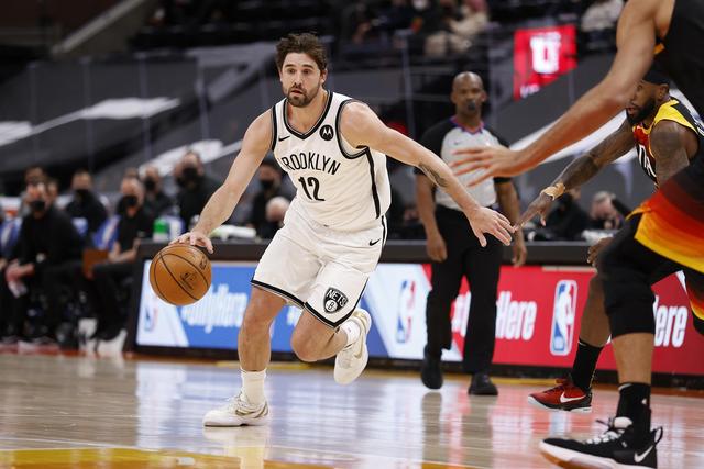 曼联夏季转会总结：中场重塑成功，锋线和防线无新援
